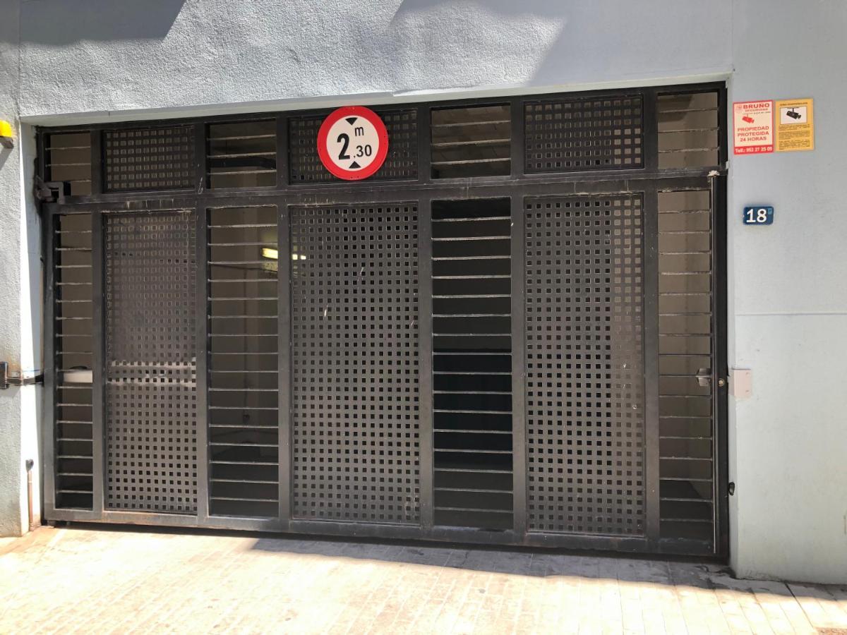 Blonski-Yellow Malaga Exterior photo